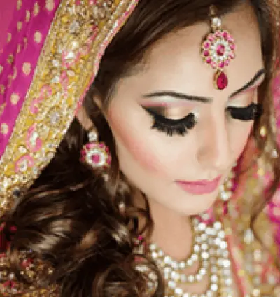 Top bridal makeup classes in batala | Popular bridal makeup academy in batala